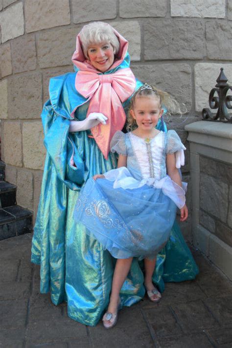 Tips for Dressing Your Daughter As a Princess at Disney World