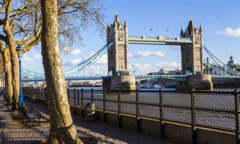 Walk or cycle the Thames Path | OS GetOutside