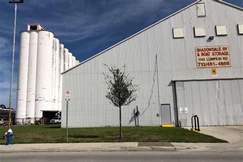 Hope City Church aiming for west Houston silos property as new home - DMRE