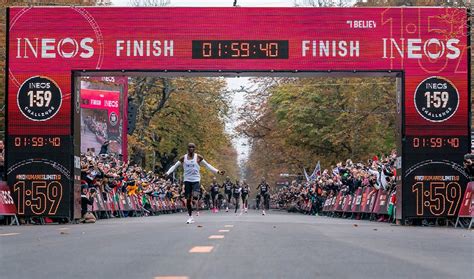 Eliud-Kipchoge-sub-2-marathon-ineos-159-challenge-Bob-Martin-for-The ...