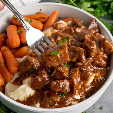 Slow Cooker Beef Tips and Gravy - Slow Cooker Meals