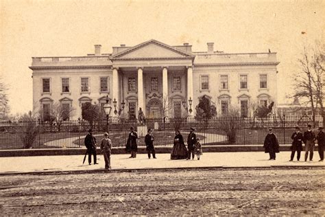 Living Museum: A New Course Will Examine White House History | American ...