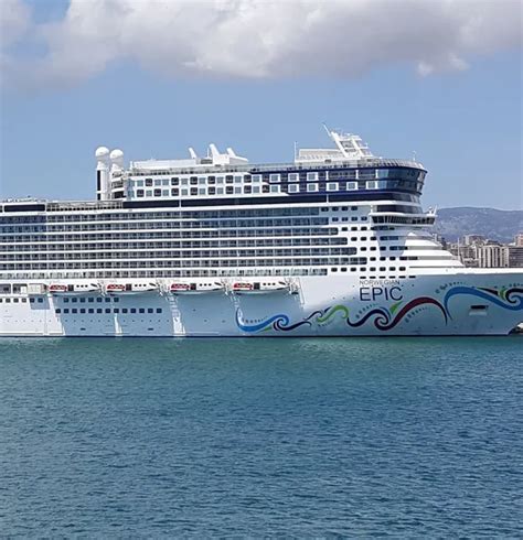 Find the Best Norwegian Cruise Deals on CruiseBooking.com