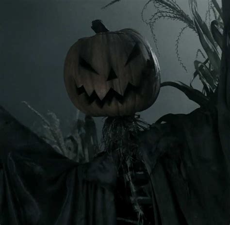 Sleepy Hollow Jack-O'-Lantern Pumpkin - HeroProp.com