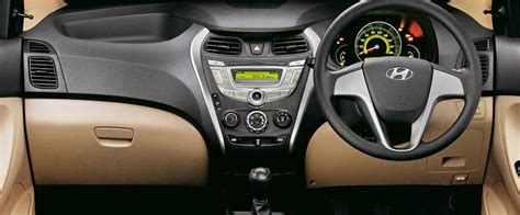 Tell me about Hyundai EON interiors? | CarDekho