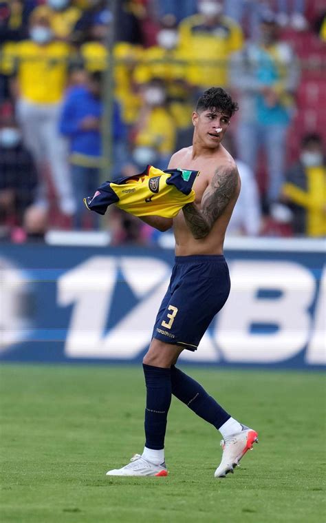 Fotos: el codazo que le dieron a Piero Hincapié en Ecuador vs. Venezuela – Metro Ecuador