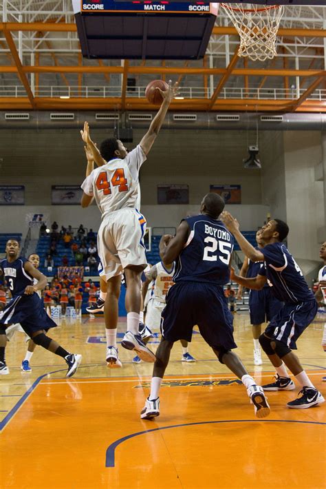 IMG_5884 | Savannah State Tigers Mens Basketball | LaShaun Key | Flickr