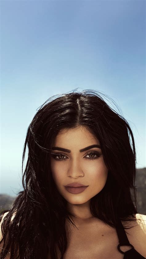 Kylie Jenner iPhone Wallpapers - Wallpaper Cave