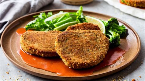 Polish Chicken Schnitzel: Kotlet Schabowy Recipe