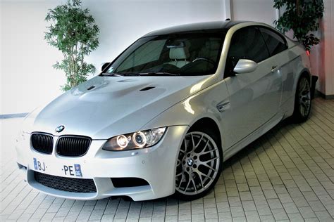 BMW E92 LCI M3 4.0 V8 420ch INDIVIDUAL PACK COMPETITION DKG7 - M.V Cars 68