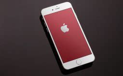 iPhone 7 (PRODUCT)RED-inspired wallpapers