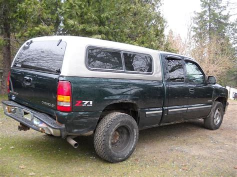 1999-2007chevy silverado short bed camper shell, gold with key ...