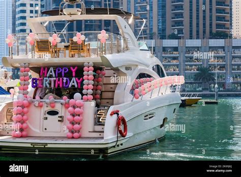 Yacht party dubai hi-res stock photography and images - Alamy