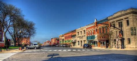 Downtown Crown Point, Indiana (east side of the square). Photo by @Joey ...