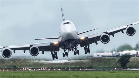 HEAVY CROSSWIND LANDINGS during a STORM at Amsterdam! - BOEING 747`s ...