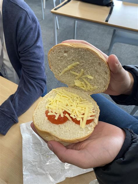 25 Gross School Lunches Kids Have Actually Been Served