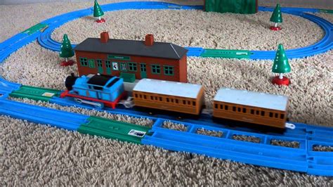 Tomy Tomica World Thomas & Friends 7409 TALK N ACTION MAGIC RAIL Set - YouTube