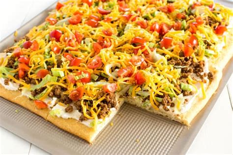 Taco Pizza Recipe - Food Fanatic