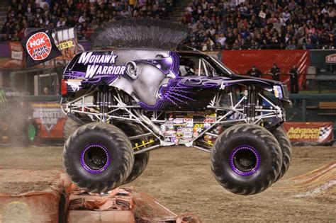 MONSTER JAM TRUCKS ON DISPLAY FREE Orlando #MonsterJam - Trippin with Tara