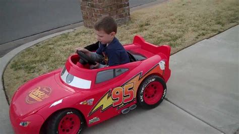 Lightning McQueen Power Wheels - Little Brother's First Ride - YouTube