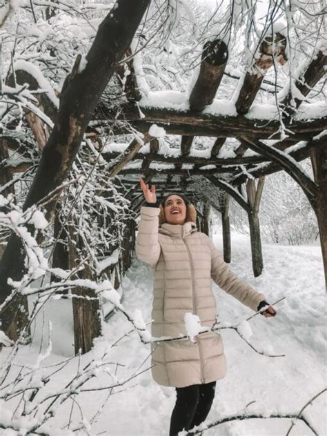 34 Fun Winter Activities in NYC + Local Hidden Gems