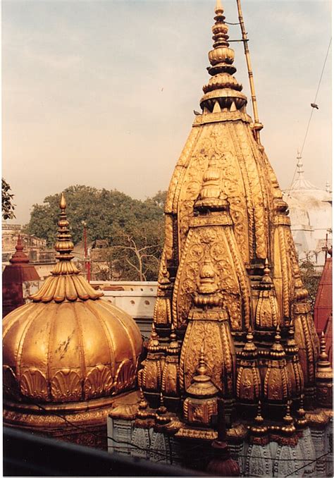 TEMPLE ARCHITECHTURE: KASHI VISHWANATH TEMPLE.