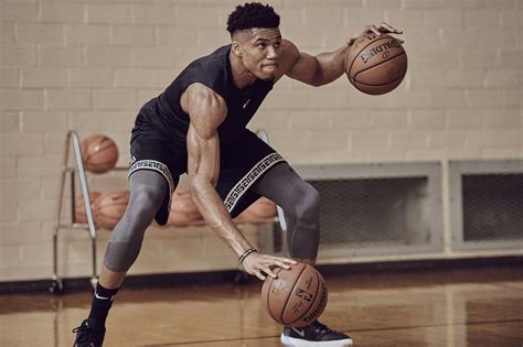 Giannis Antetokounmpo & the Story of the Nike Air Zoom Freak 1 – The ...