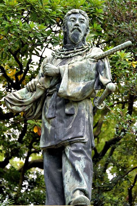 God of War Statue at Hama-rikyu Gardens in Tokyo, Japan - Encircle Photos