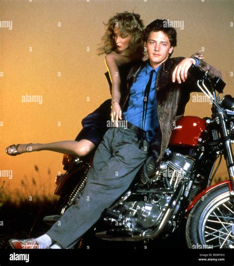 MANNEQUIN - 1987 TCF film with Andrew McCarthy and Kim Cattrall Stock Photo - Alamy