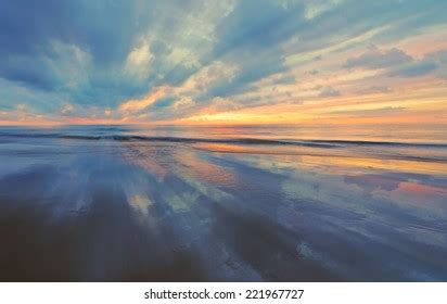 Zoom On the Beach Images, Stock Photos & Vectors | Shutterstock