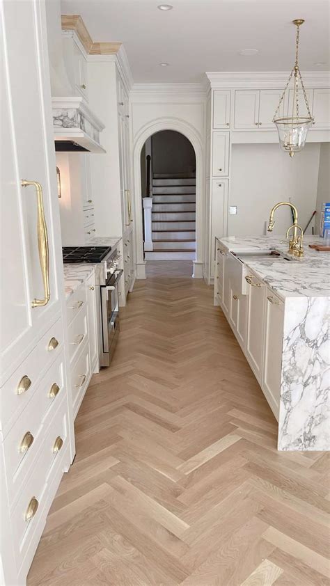 How Much Does It Cost To Install A Herringbone Wood Floor | Viewfloor.co