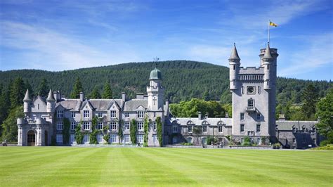 Inside Balmoral Castle: A potted history of the royal family's ...