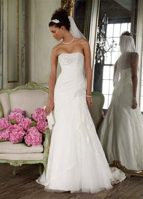 David's Bridal Used Wedding Dress - Stillwhite