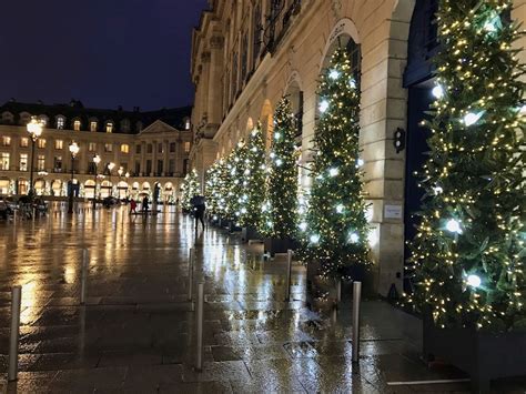 Christmas Lights In Paris: Magical Places To See Paris Glitter [2024 ...