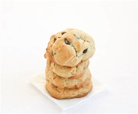 Soft Cornstarch Chocolate Chip Cookies - Kirbie's Cravings