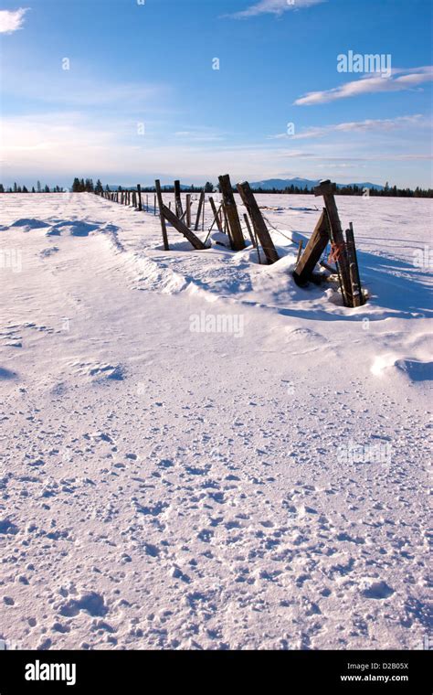 Rural scene in winter Stock Photo - Alamy