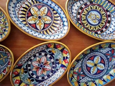 8" oval plates sold in sets of 6 Deruta Pottery, Talavera Pottery, Glazes For Pottery, Ceramic ...