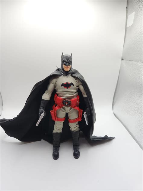 Custom Flashpoint Batman : r/ActionFigures