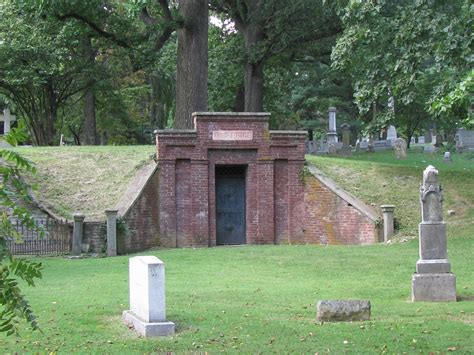 A Grave Interest: Mausoleums, Crypts, and Tombs (Oh My!)