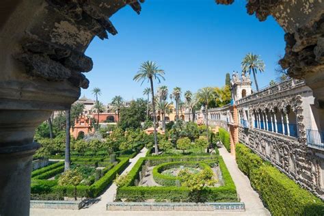 Los Jardines Antiguos del Alcázar de Sevilla