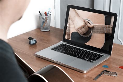 The Best Online Guitar Lessons Beginner Guitarists Should Try Out - Sound Halo