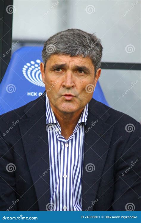 FC Dnipro S Manager Juande Ramos Editorial Photo - Image of close ...