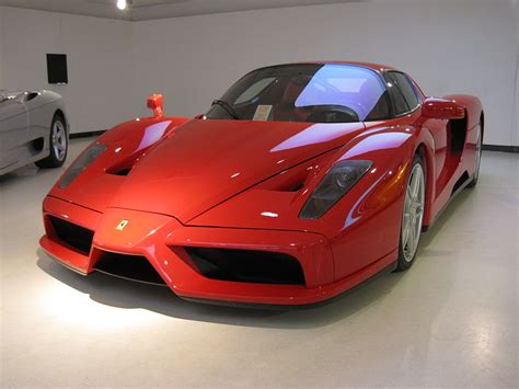 Gambar Transportasi : Gambar Mobil Sport Ferrari Enzo