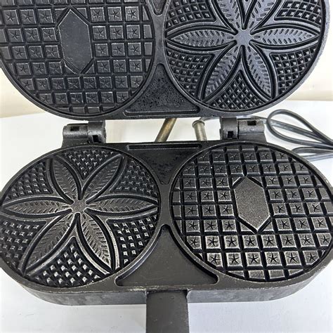 C. PALMER Pizzelle Italian Waffle Cookie maker NON STICK model 1000T ...