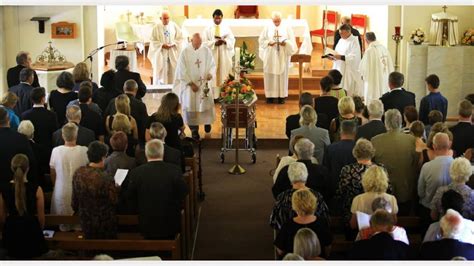 Catholic Funerals Melbourne | Catholic Funeral Directors