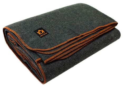 Arcturus Military Wool Blankets Are Perfect for Keeping Warm at ...