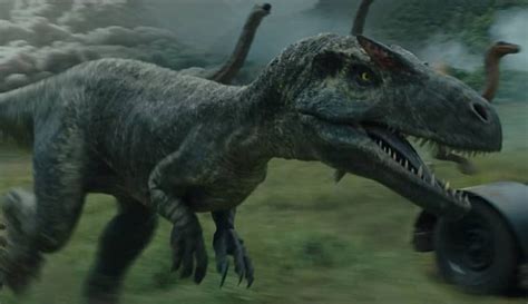 Jurassic World Allosaurus - lagoagrio.gob.ec