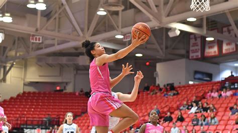 Cheyenne Clark - Women's Basketball - Stony Brook University Athletics