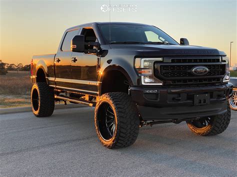 2020 Ford F-250 Super Duty Tuff T2a Fabtech Suspension Lift 8" | Custom Offsets