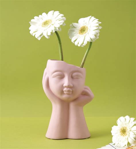 Buy Blue Ceramic Vase by Tayhaa at 12% OFF by Tayhaa | Pepperfry
